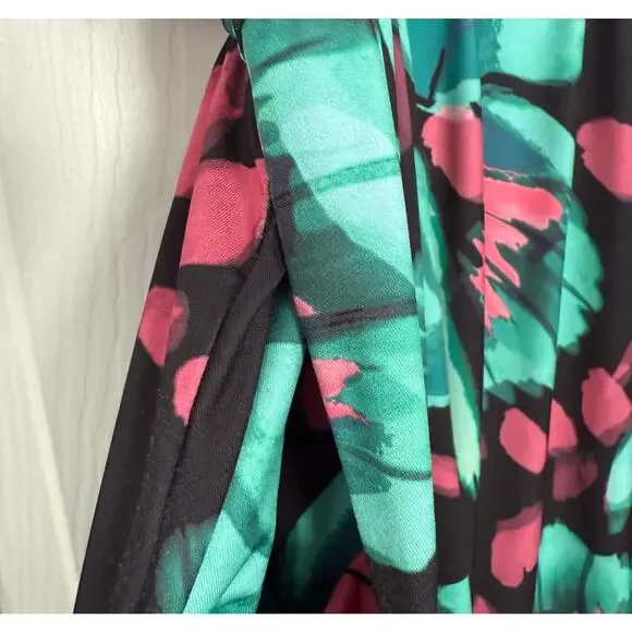 Torrid Women's Butterfly Print V-Neck With Side Pockets Dress Size 3 - Picture 11 of 16